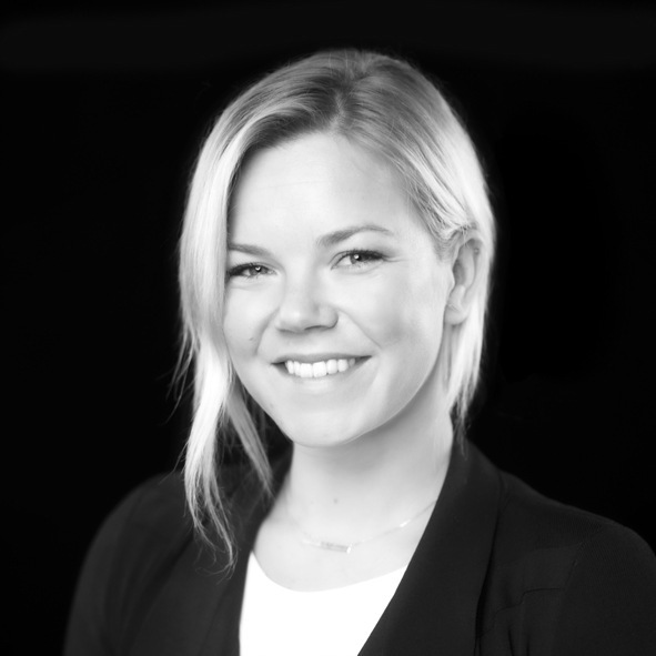 Professional LinkedIn profile pictures